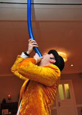 Wittich Wolf zaubert